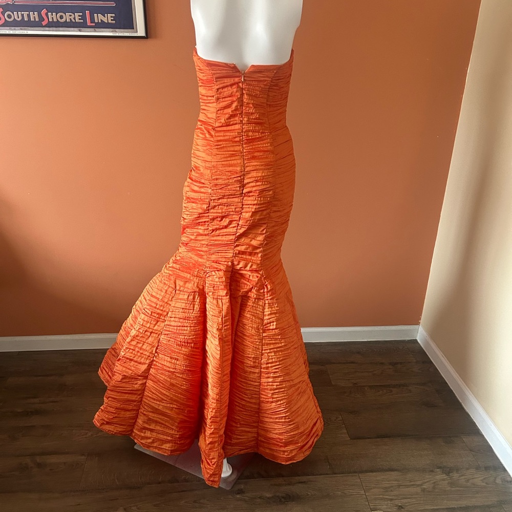 JESSICA MCCLINTOCK orange strapless “mermaid” gown - Picture 9 of 12